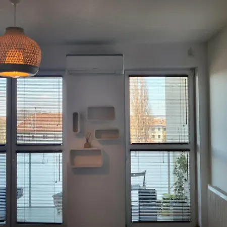 Studiospanie Primo Z Balkonem *